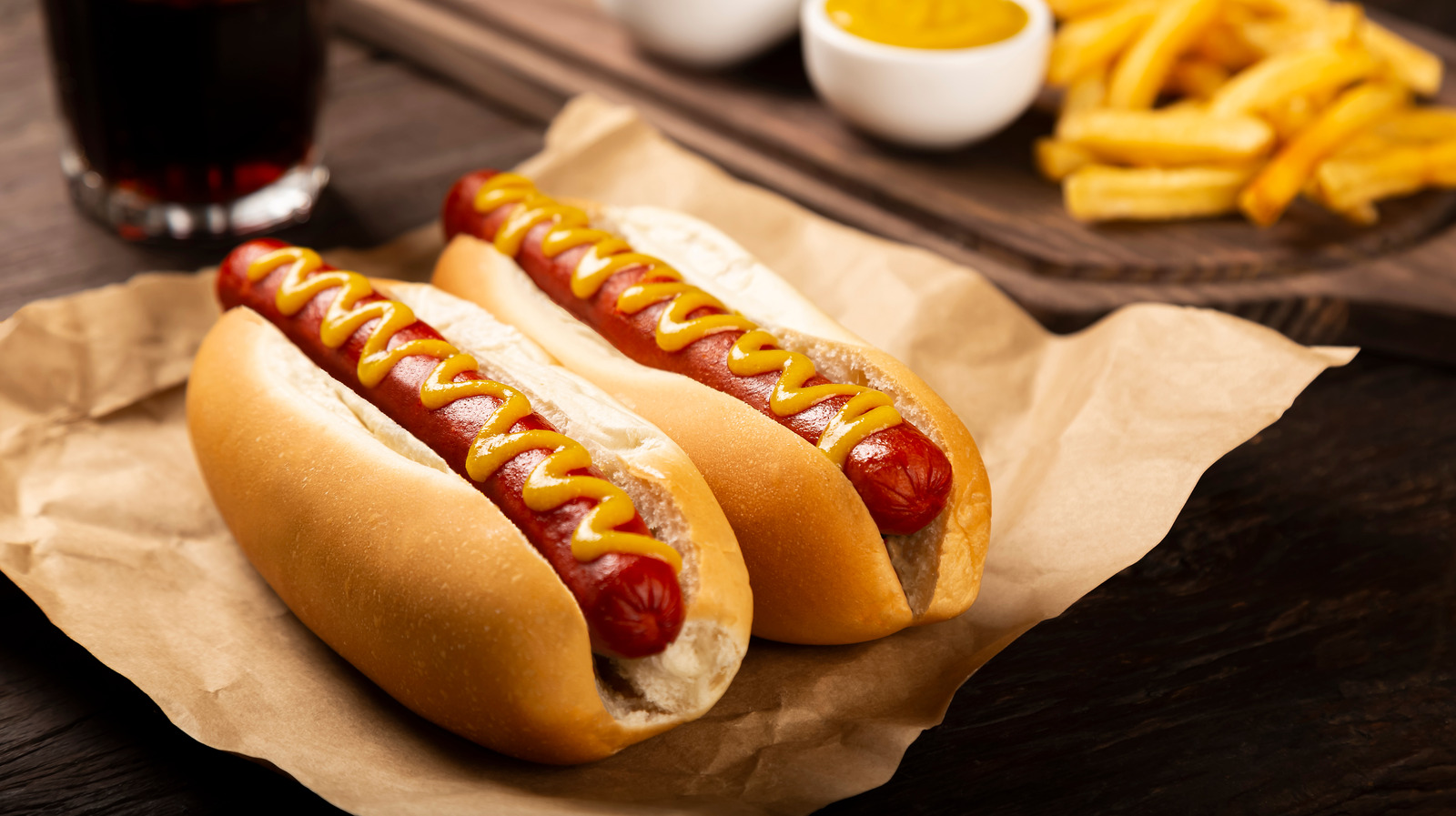 Hot dog, Origins, Ingredients, & Influence