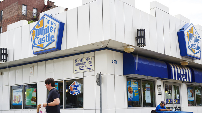 white castle store front