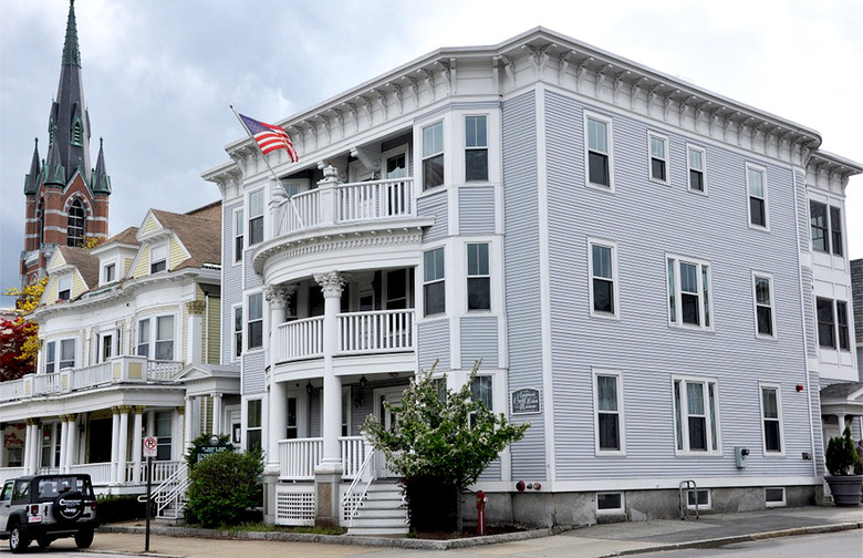 New Hampshire: America's Credit Union Museum