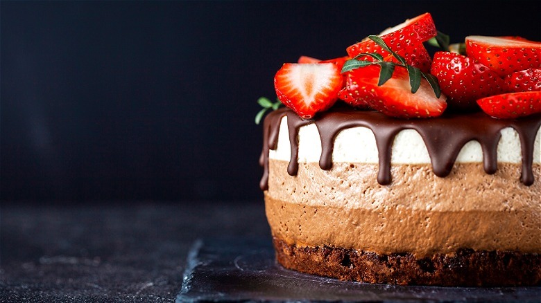 Chocolate layer cake with strawberries