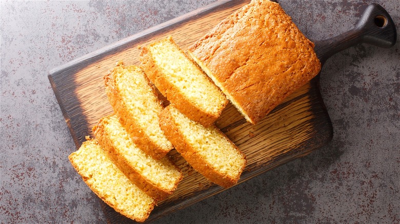 Loaf cake on cutting board 