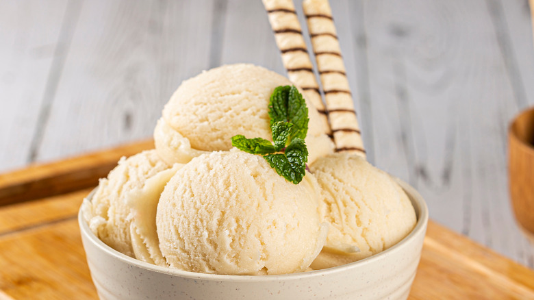 Vanilla ice cream in bowl