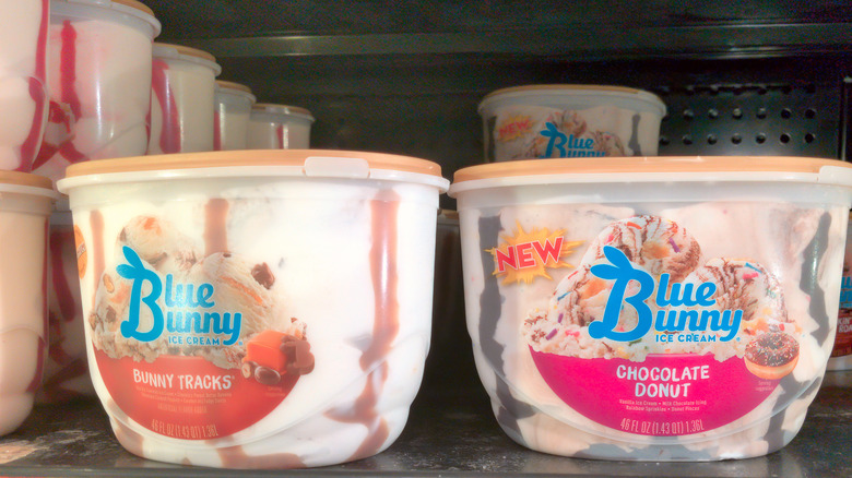 Tubs of ice cream 