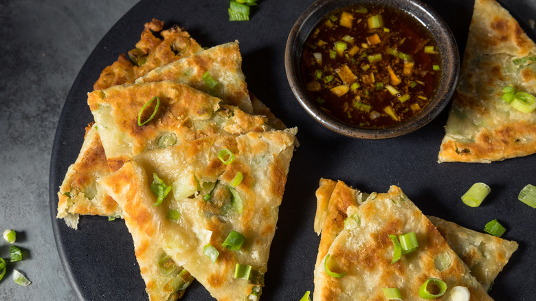 scallion pancakes with dipping sauce