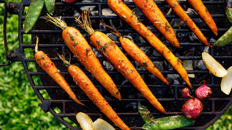 Carrots on grill