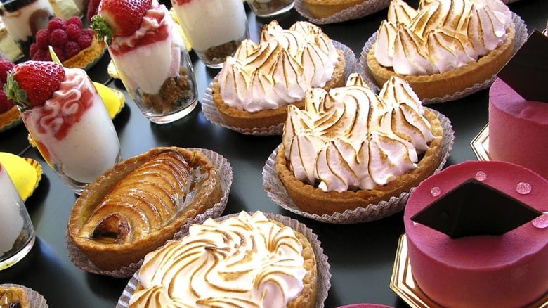 Cakes at La Pâtisserie 