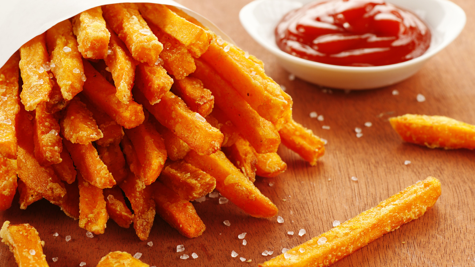 The Trick For Crispy Sweet Potato Fries Requires No Extra Ingredients