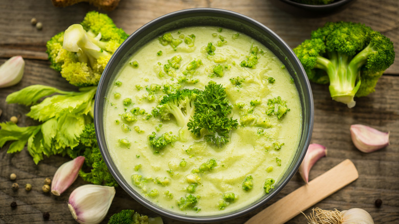 broccoli soup in a bowl