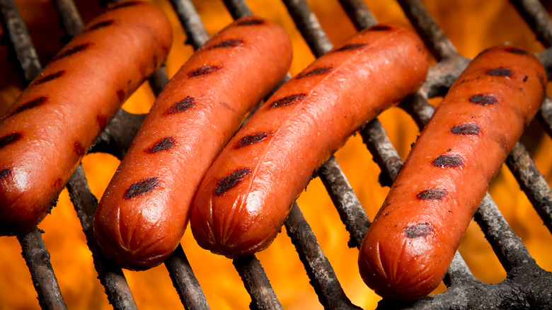 Grilled hot dogs