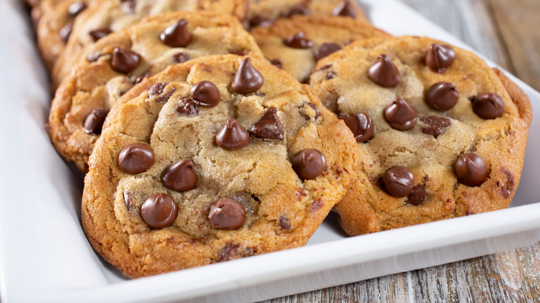 Baked chocolate chip cookies