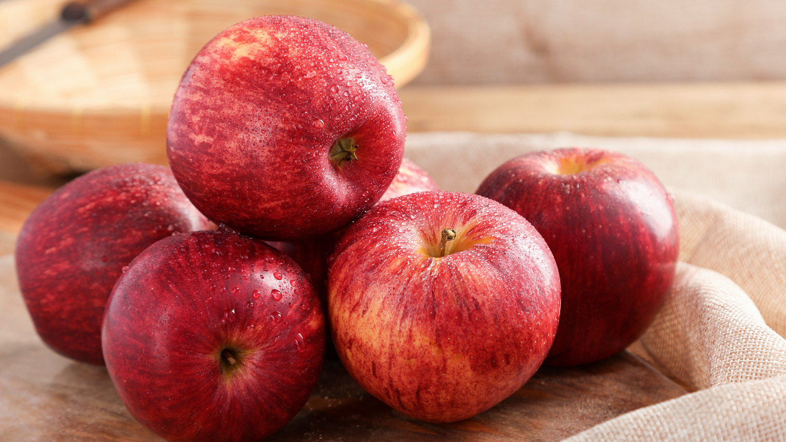 Types of Apples - Most Common Apple Varieties - Know Your Produce