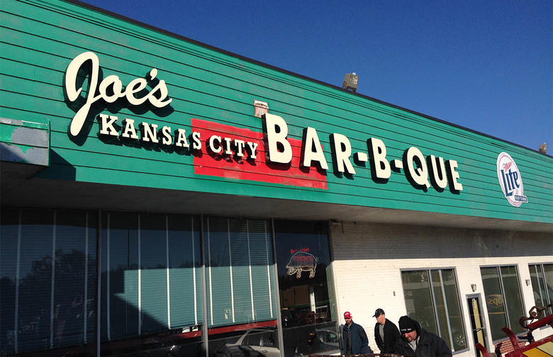 Day 6: Dinner — Joe's Kansas City Bar-B-Que, Kansas City, Kan.