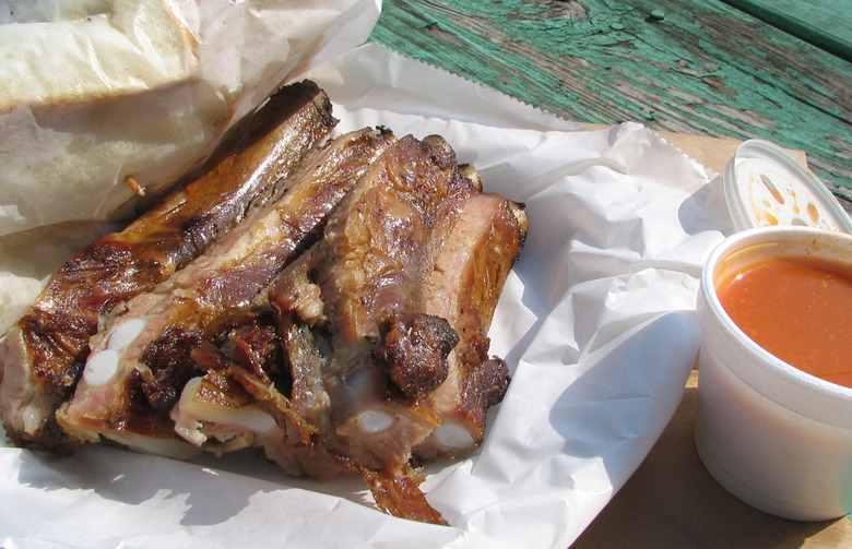 Day 3: Dinner — Archibald's Bar-B-Q, Northport, Ala.