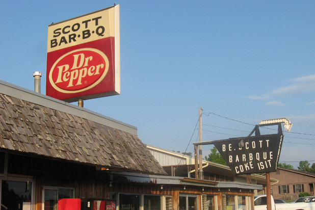 Day 21: Scott's-Parker's Barbecue (Lexington, Tenn.)