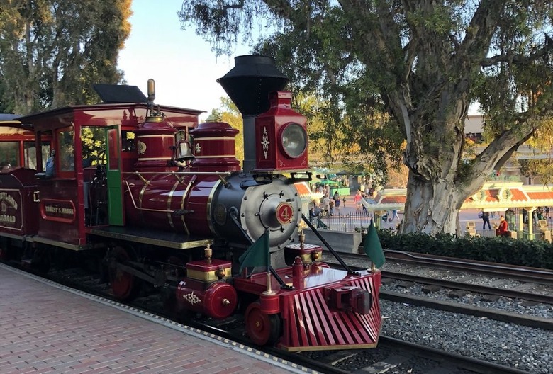 Disneyland Railroad, Disneyland