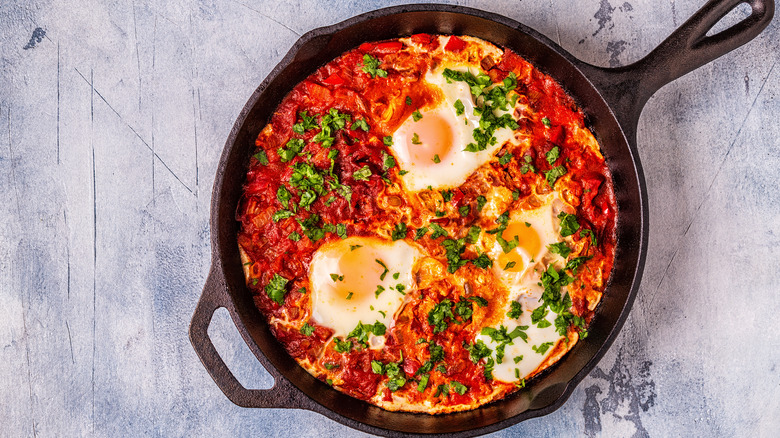 Shakshuka in cast iron