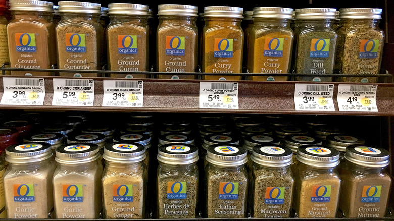 O Organics seasoning jars