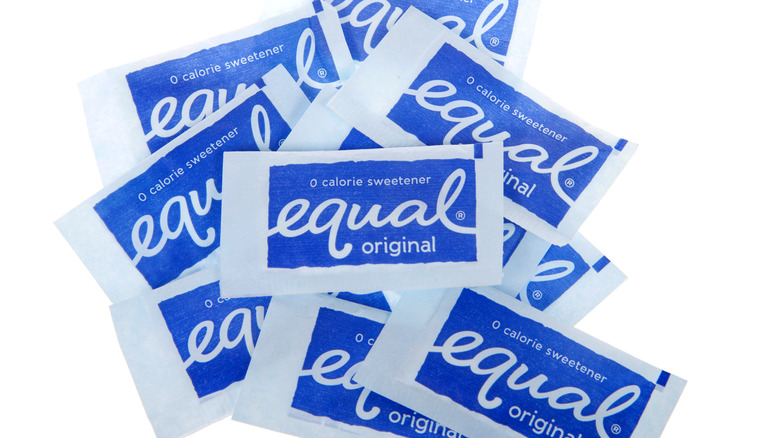 Equal sugar packets