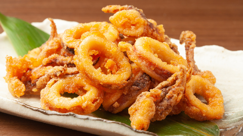 Dish of fried calamari rings