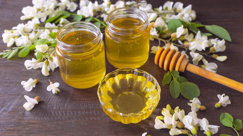 Acacia honey in jars