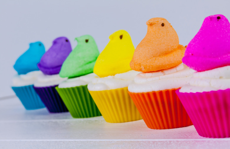 Easter Saturday: Peeps Chick Surprise-Inside Cupcakes