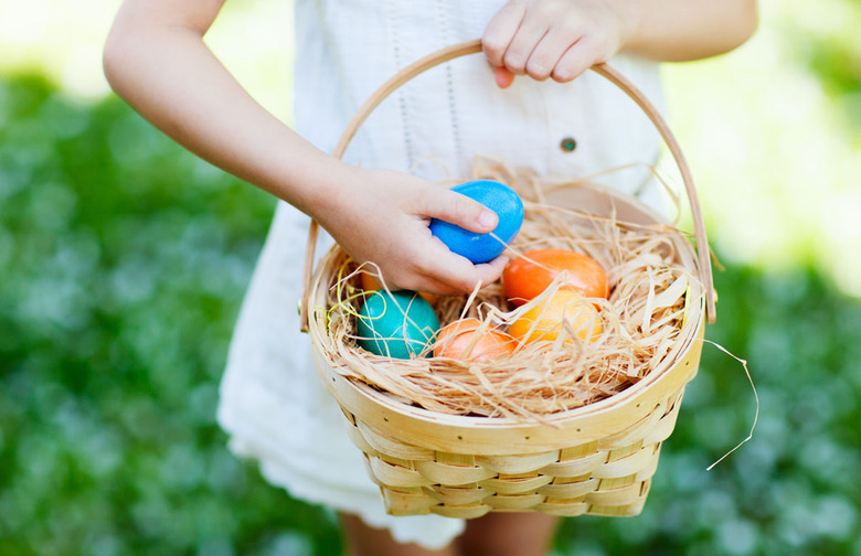 Easter Sunday: Easter Egg Hunt