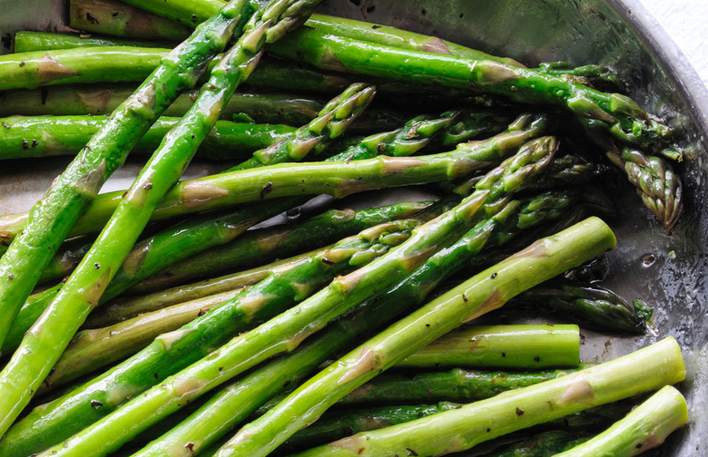 Easter Sunday: Sautéed Asparagus With Lemon Butter Sauce