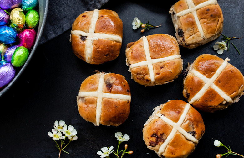 Good Friday: Hot Cross Buns