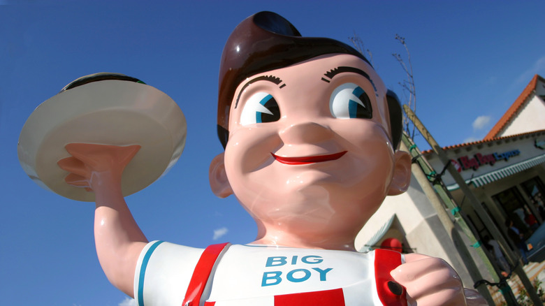 bob's big boy statue