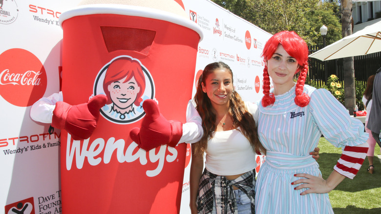 wendy cup and mascot