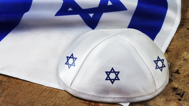 Jewish flag and Kippah