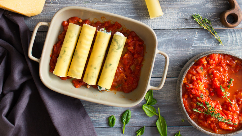 stuffed cannelloni and tomato sauce