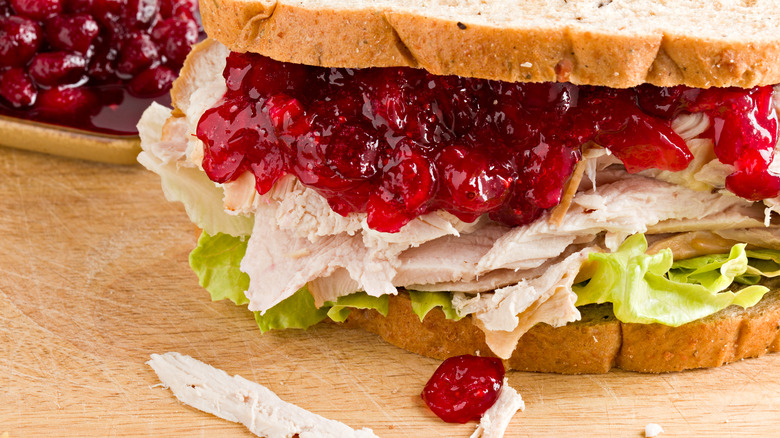 turkey cranberry sandwich