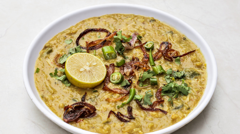 Bowl of chicken haleem