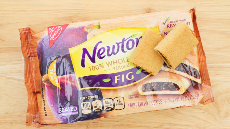 Package of fig newton cookies
