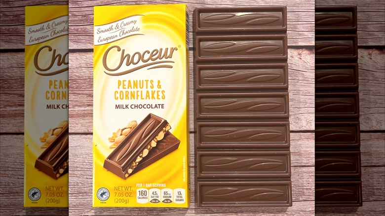 Choceur Peanuts & Cornflakes chocolate bar