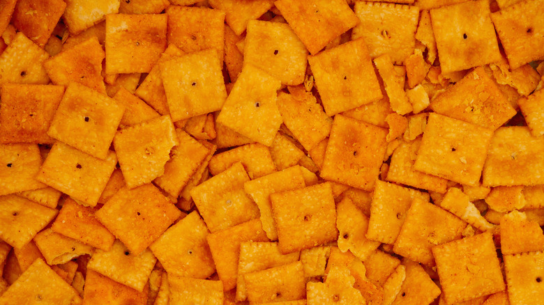 Cheez-it crackers