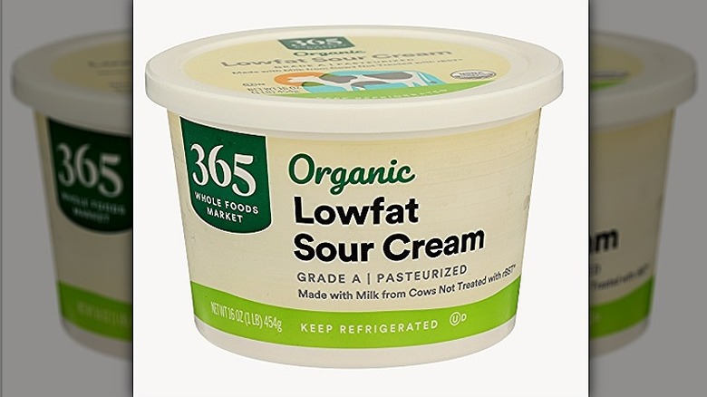 365 Whole Foods Organic Lowfat Ssour Cream