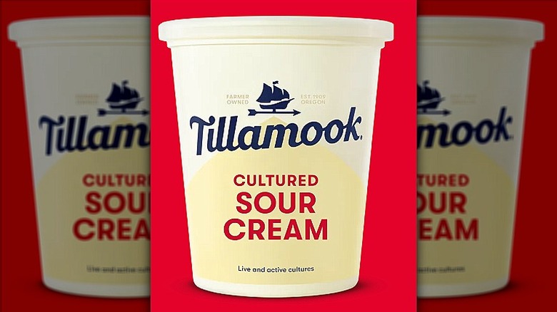 Tillamook Sour Cream