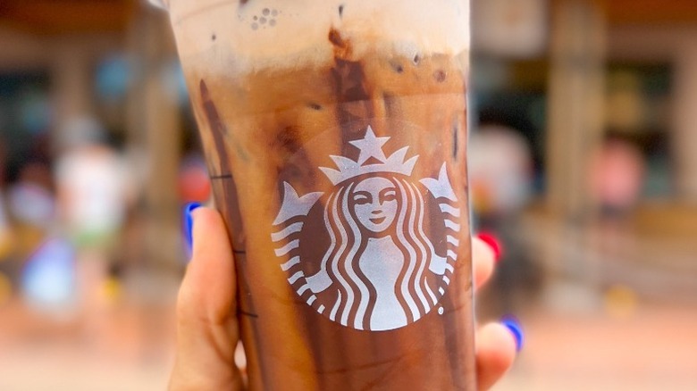Starbucks iced caffe latte