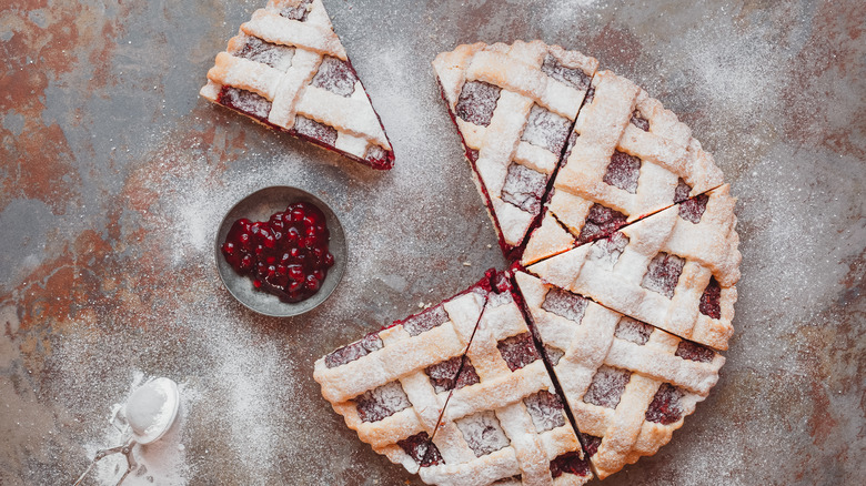 Cranberry pie slices