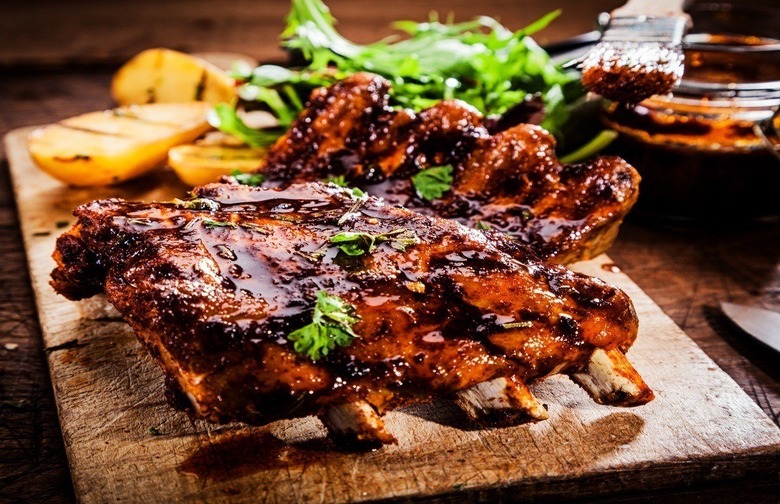 Grilled Buffalo-Style Barbecue Ribs