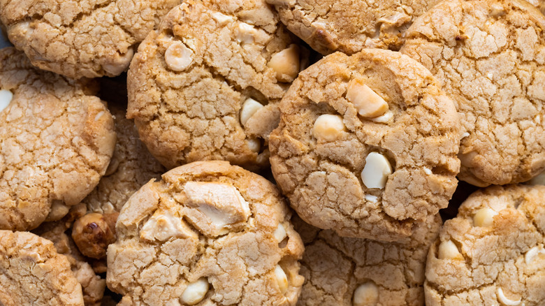 Macadamia nut cookies