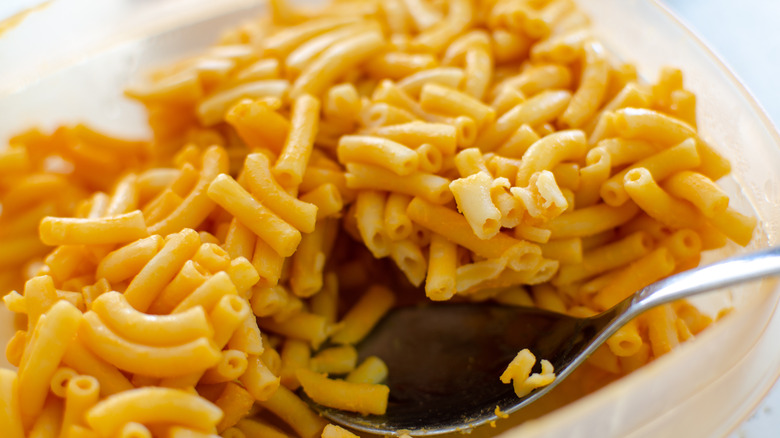 Kraft mac and cheese with spoon