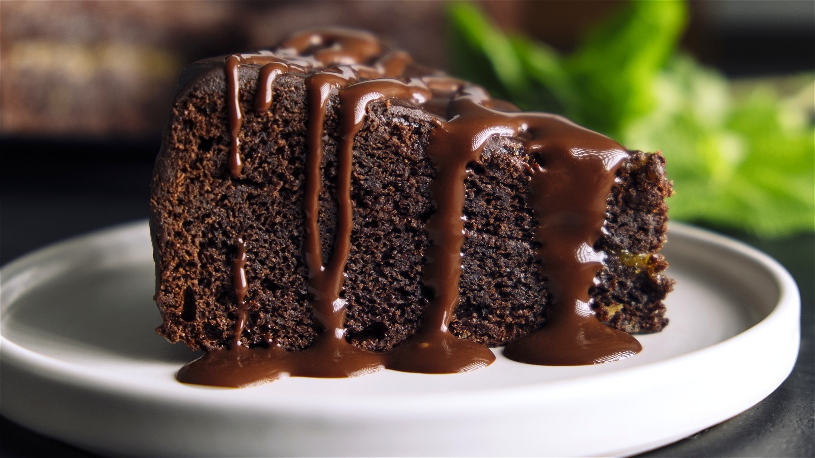 The Unexpected Ingredient For Subtle Caramel Flavor In Chocolate Cake