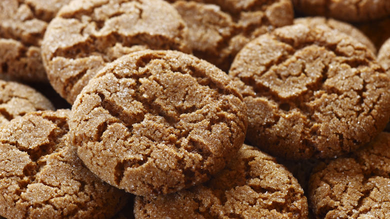 Gingersnap cookies