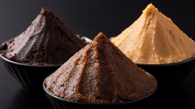 Three varieties of miso in pyramid shapes
