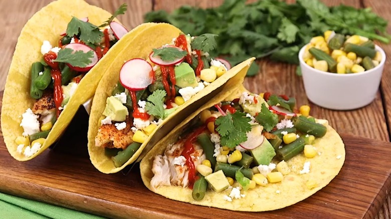 Tacos with green beans