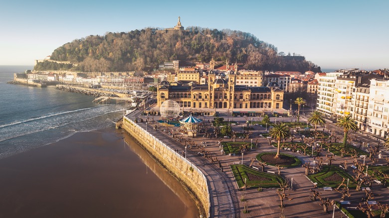 San Sebastián in the evening