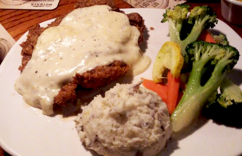 Chicken Fried Steak With Homestyle Mashed Potatoes and Fresh Mixed Veggies 